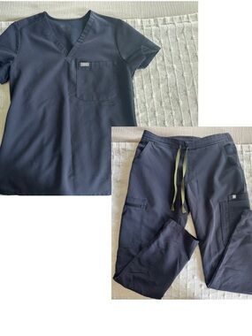 SET Figs women's Quiet Navy Catarina Scrub Top Yola petite Pants XS Quiet Navy
